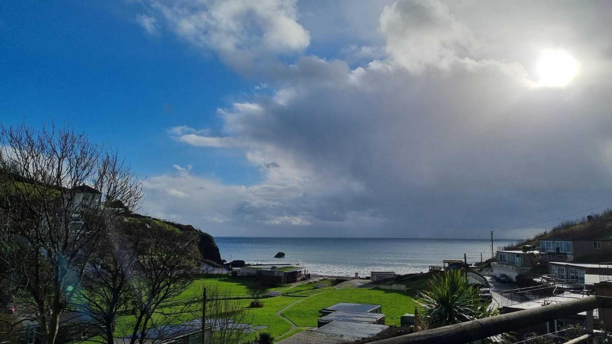 May View - Luxury Sea View Apartment - Millendreath, Looe Exterior foto
